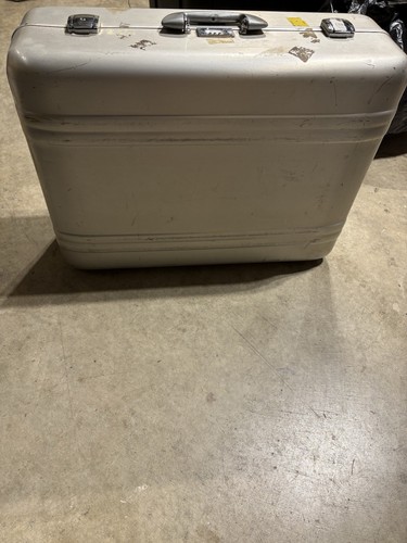 Vtg zero halliburton aluminum - zero,
