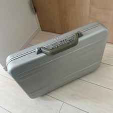 Zero Halliburton Silver